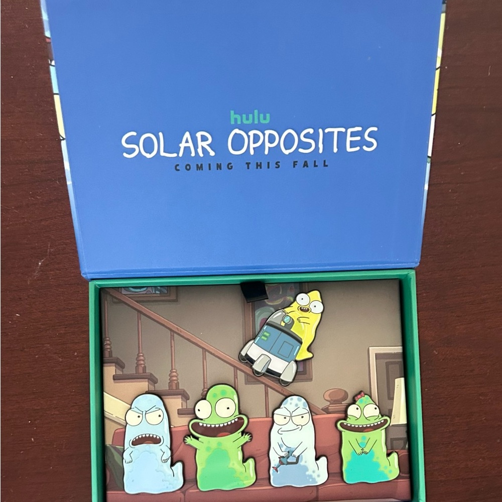 Hulu Solar Opposites Pin Set